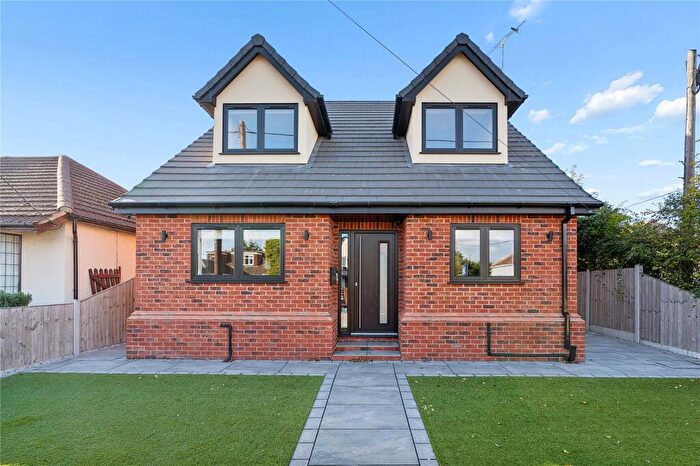 4 Bedroom Detached House For Sale In Pound Lane, Bowers Gifford, Basildon, Essex, SS13