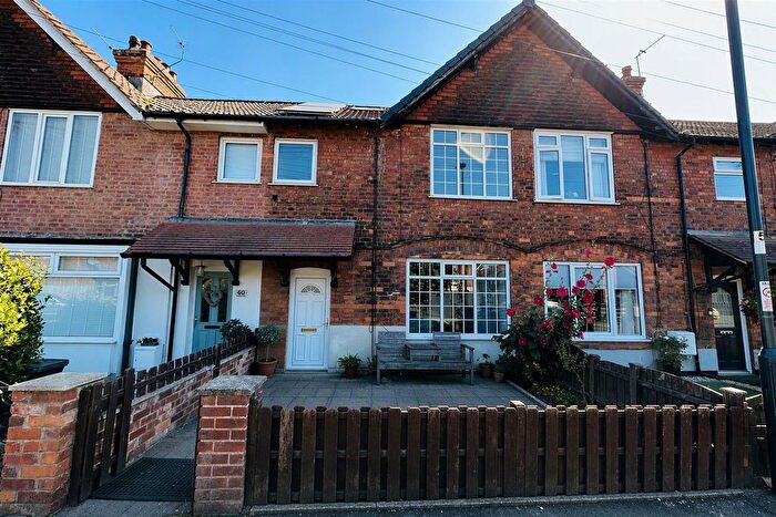 3 Bedroom Terraced House For Sale In Olympia Crescent, Selby, YO8