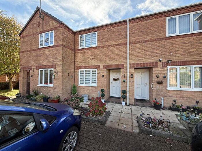 2 Bedroom Town House To Rent In Oakleigh Court, Derby Road, Ashby De La Zouch, LE65