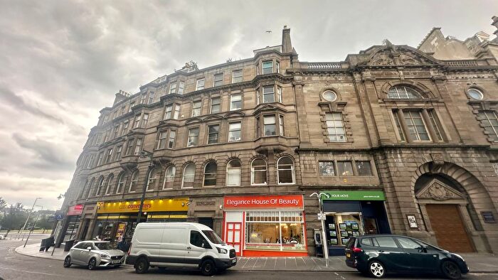 2 Bedroom Flat For Sale In Whitehall Crescent, Dundee, DD1