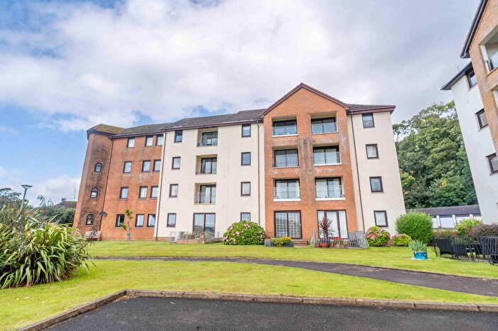 2 Bedroom Flat For Sale In Underbank, Largs, KA30