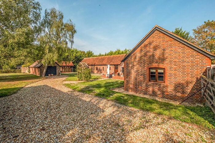 4 Bedroom Detached House For Sale In Darman Lane, Paddock Wood, Tonbridge, Kent, TN12