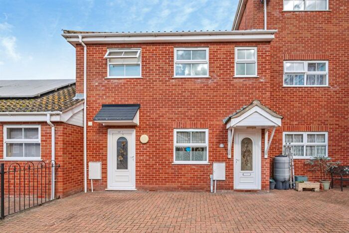 1 Bedroom Flat For Sale In Rampart Road, Great Yarmouth, NR30