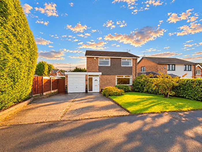 4 Bedroom Detached House For Sale In Hornsea Road, Offerton, Stockport, SK2