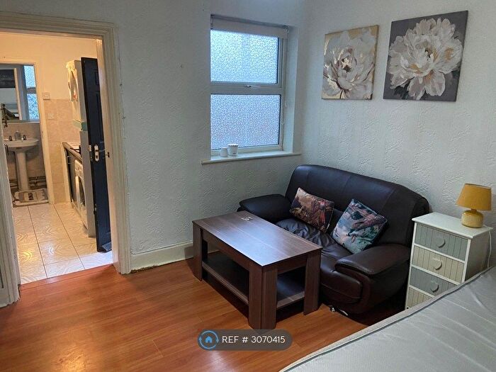 Studio To Rent In Faircross Avenue, Barking, IG11