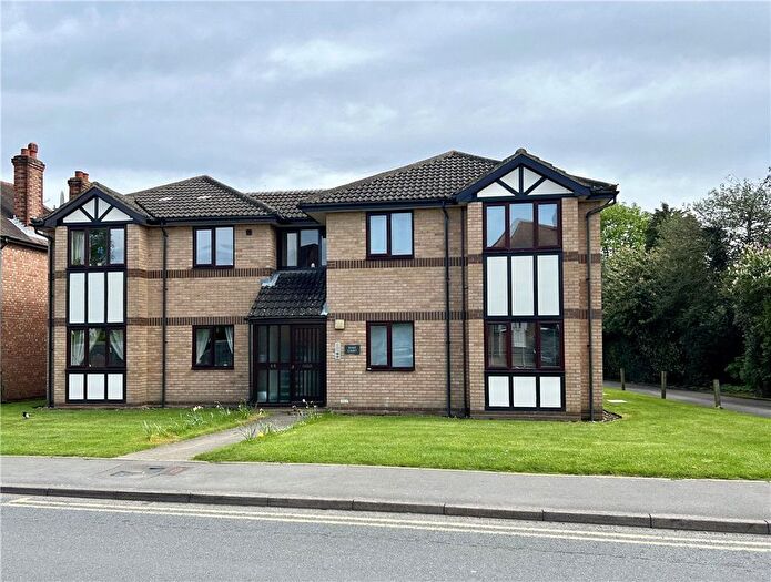 1 Bedroom Flat For Sale In Grange Road, Guildford, Surrey, GU2