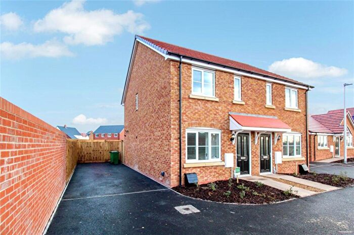 2 Bedroom Semi-Detached House To Rent In Jenkyn Drive, Bishops Tachbrook, Leamington Spa, Warwickshire, CV33
