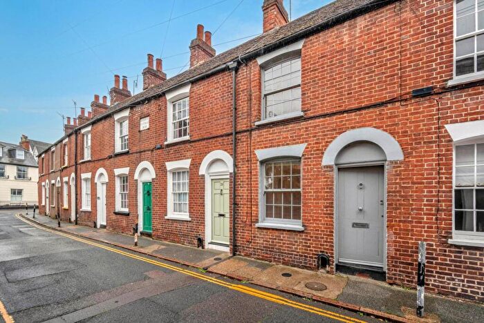 2 Bedroom Terraced House For Sale In King Street, Canterbury, CT1