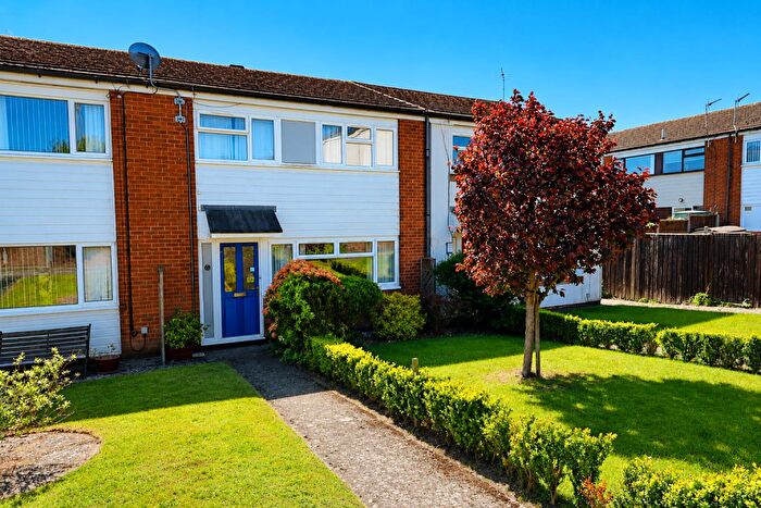 3 Bedroom Terraced House For Sale In Acton Park Way, Wrexham, LL12