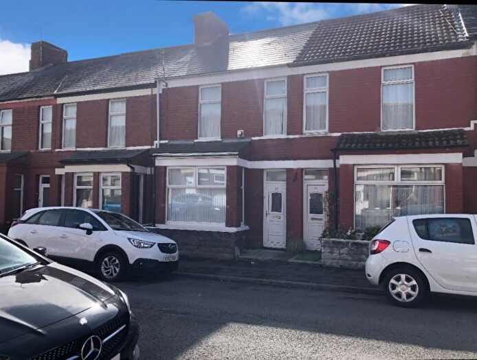 2 Bedroom House To Rent In Castle Street, CF62