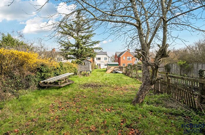 4 Bedroom Semi-Detached House For Sale In East View, Broad Town Road, Broad Town, SN4