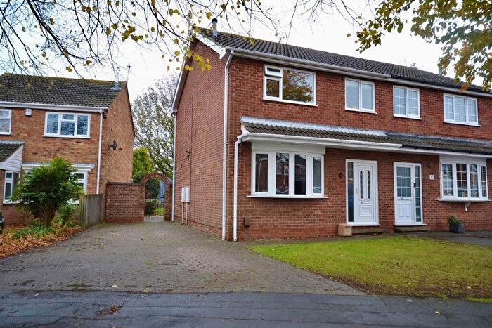 3 Bedroom Semi-Detached House For Sale In Penrith Avenue, Shepshed, LE12