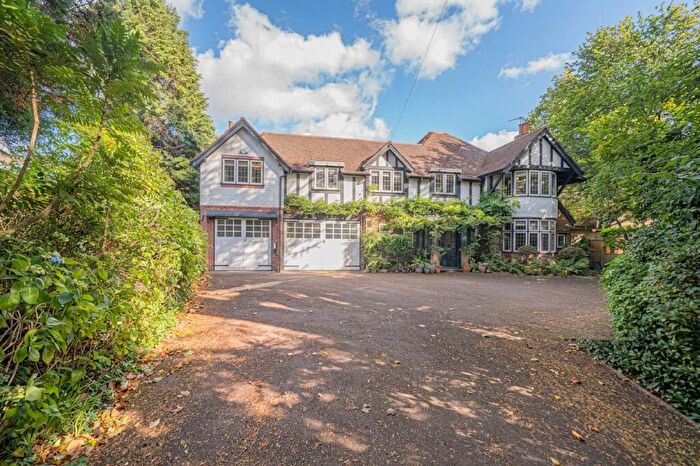 7 Bedroom Detached House For Sale In Warwick Road, Knowle, B93