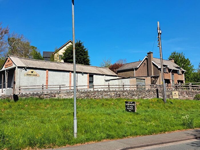 3 Bedroom Detached House For Sale In Dorlangoch & Camden Stores, Brecon, Powys., LD3
