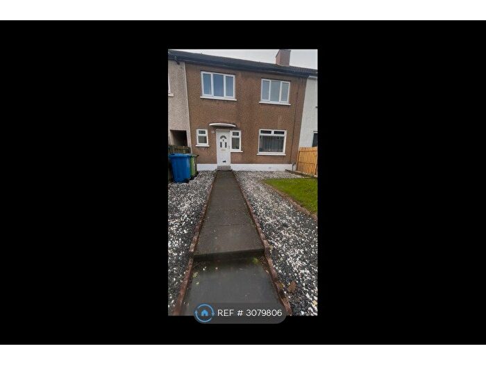 4 Bedroom Terraced House To Rent In Reelick Avenue, Glasgow, G13