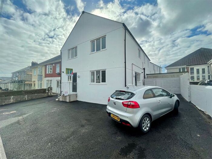 1 Bedroom Flat To Rent In Slades Road, St Austell, PL25
