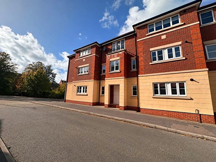 2 Bedroom Flat To Rent In Brigadier Gardens, Ashford, TN23