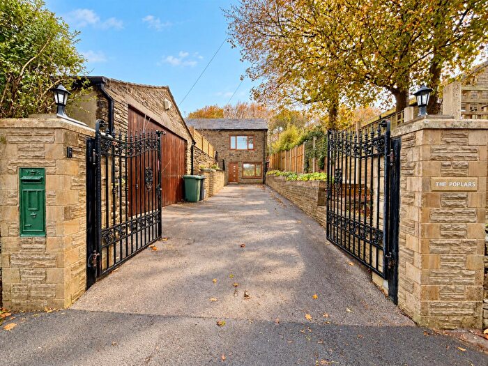 4 Bedroom Detached House For Sale In The Poplars, Station Road, Denholme, BD13