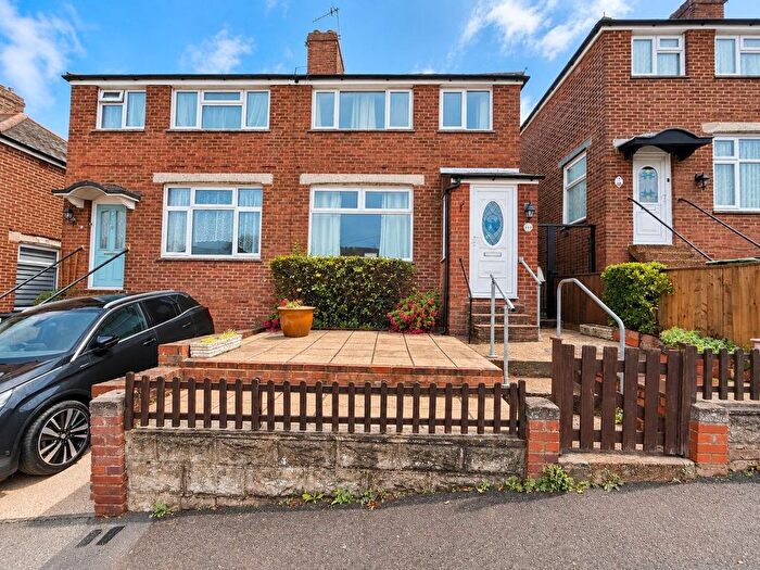 2 Bedroom Semi-Detached House For Sale In Clifton Road, Hastings, TN35