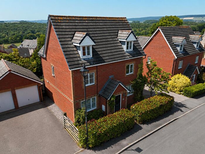 6 Bedroom Detached House For Sale In Fryth Wood, Chepstow, NP16