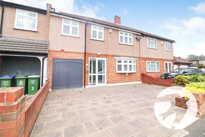 4 Bedroom Semi-Detached House For Sale In Swanton Road, Erith, Kent, DA8
