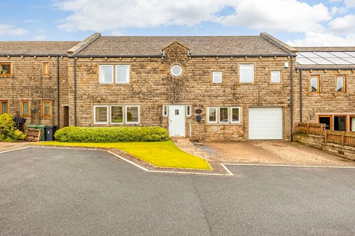 4 Bedroom Terraced House For Sale In Ford Court, Holmfirth, HD9