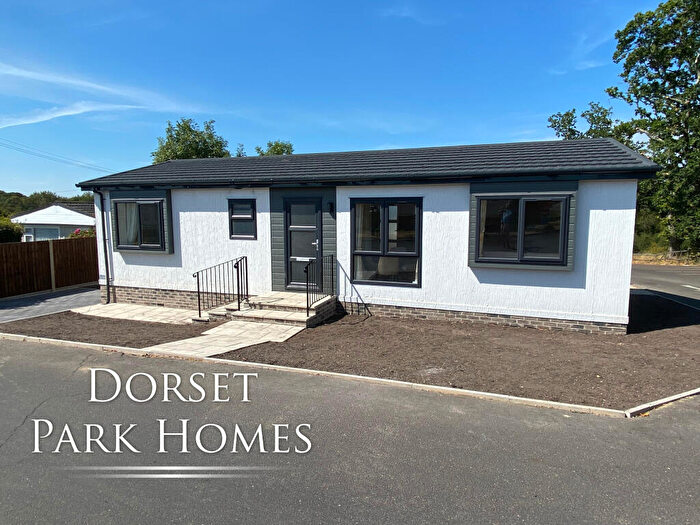 2 Bedroom Park Home For Sale In Glendene, Bashley Cross Road, Bashley, New Milton, Hampshire, BH25