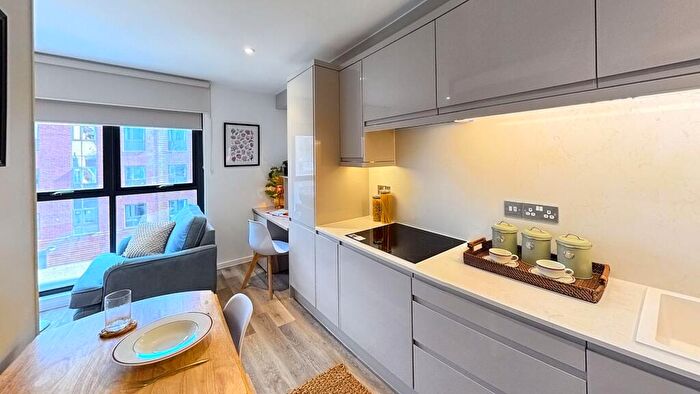 Studio To Rent In Silver Highgrove- Studio |Verney St, EX1