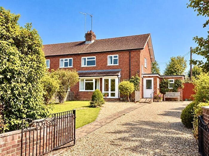 3 Bedroom Semi-Detached House For Sale In West Tytherley, Salisbury, SP5