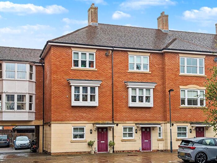3 Bedroom Terraced House For Sale In St. Gabriel's, Wantage, OX12