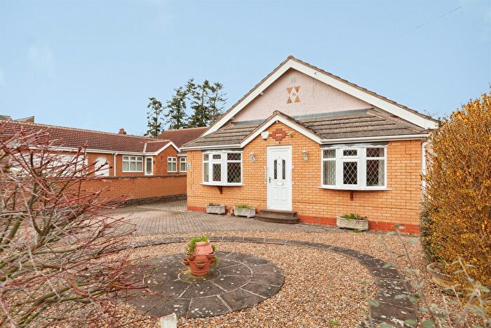 3 Bedroom Detached Bungalow For Sale In Warwick Road, Littlethorpe, Leicester, LE19