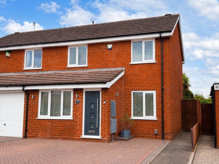 3 Bedroom Semi-Detached House For Sale In Wye Close, Sutton Coldfield, B76