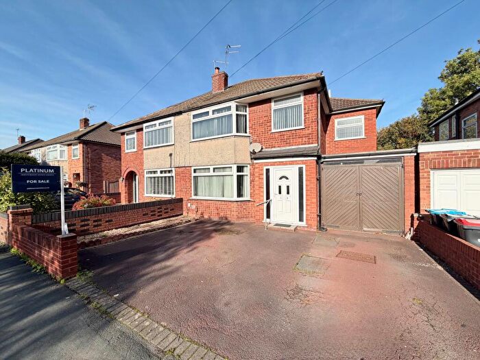 4 Bedroom Semi-Detached House For Sale In Sycamore Drive, Whitby, CH66