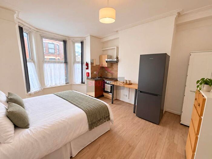 Studio To Rent In Carlton Road, Salford, M6