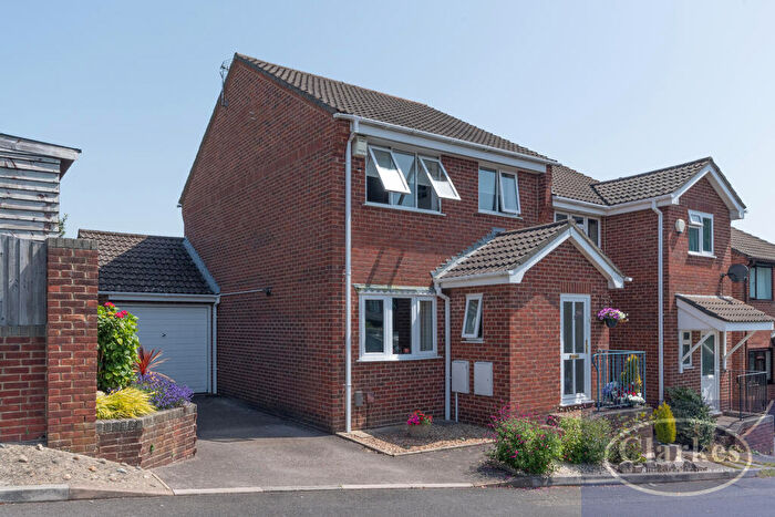 3 Bedroom Semi-Detached House For Sale In Willow Tree Rise, Bournemouth, BH11