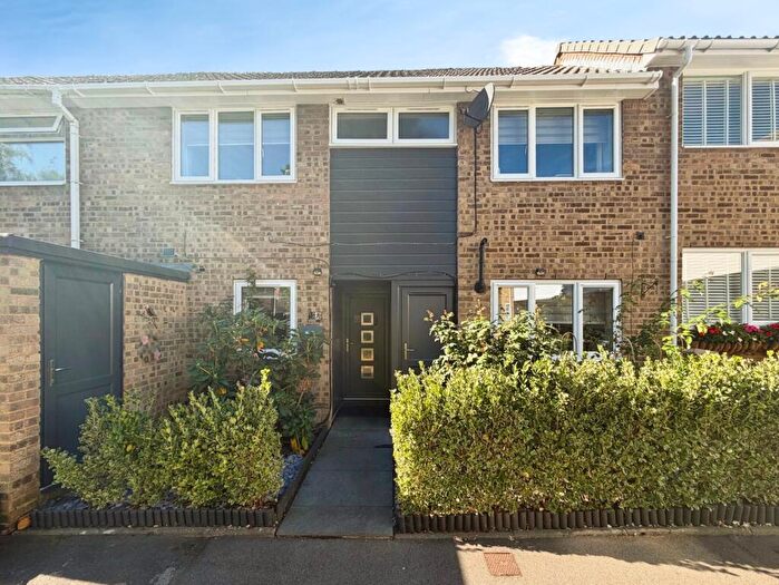 5 Bedroom Terraced House For Sale In Vandyke, Bracknell, Berkshire, RG12