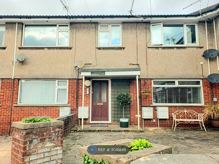 2 Bedroom Flat To Rent In Harrismith Road, Cardiff, CF23
