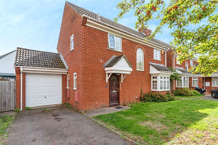 4 Bedroom Detached House For Sale In The Rowans, Milton, Cambridge, Cambridgeshire, CB24