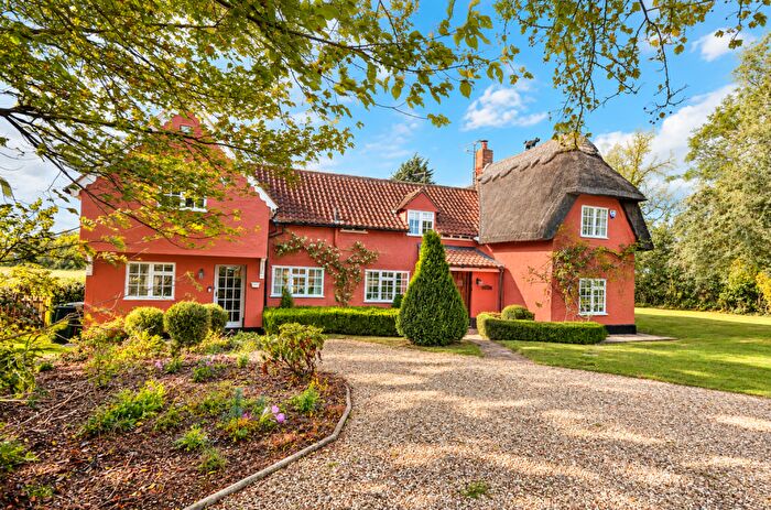 5 Bedroom Detached House For Sale In Thaxted Road, Wimbish, CB10