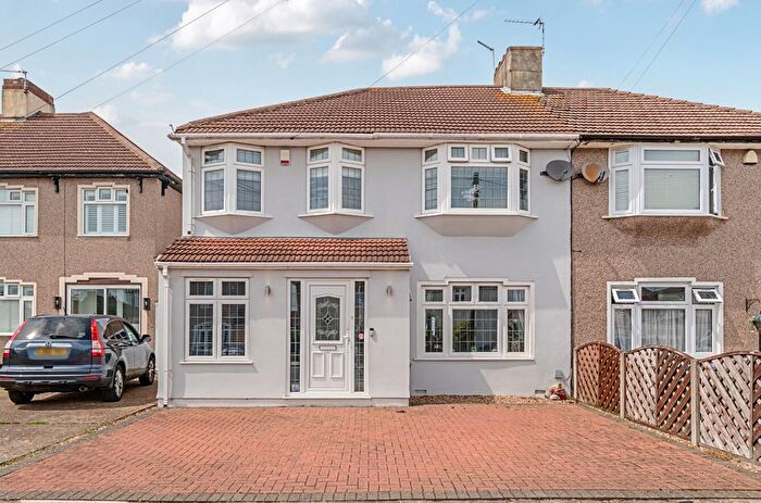 3 Bedroom Semi-Detached House For Sale In Pembury Road, Bexleyheath, Kent, DA7