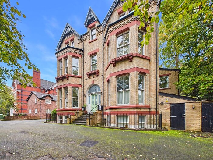 2 Bedroom Flat For Sale In Aigburth Drive, Aigburth, Liverpool., L17