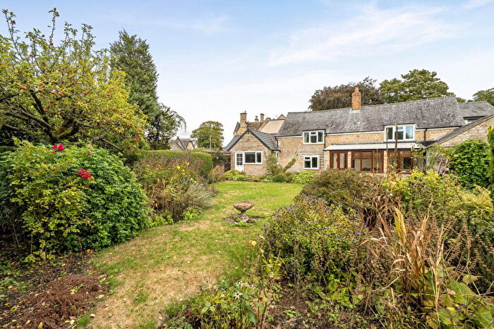2 Bedroom Semi-Detached House For Sale In Berrybushes, Market Overton, LE15