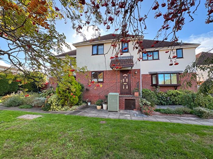 3 Bedroom Terraced House For Sale In Drakes Avenue, Exmouth, EX8