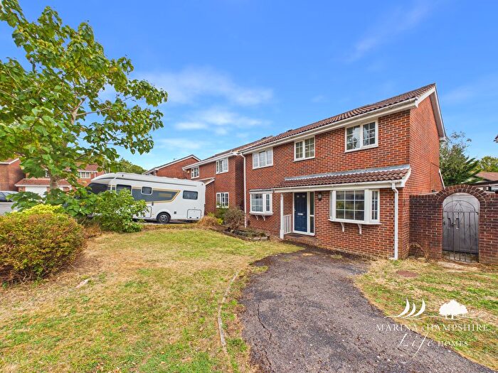 4 Bedroom Detached House To Rent In Acre Lane, Waterlooville, PO7