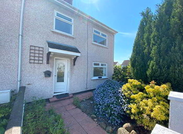 3 Bedroom Semi-Detached House To Rent In Thornfield Court, Carrickfergus, BT38