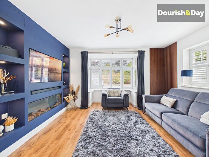 2 Bedroom Flat For Sale In Alexandra Road, The Lodge Alexandra Road, TF9