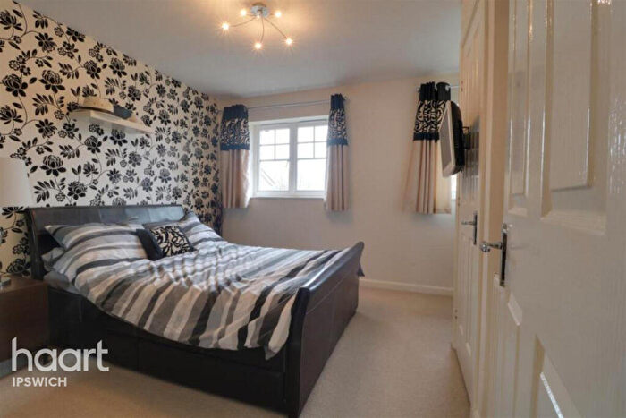 3 Bedroom Semi-Detached House To Rent In Keytes Way, Ipswich, IP6