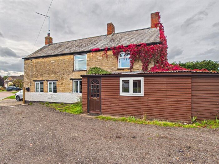 3 Bedroom Detached House To Rent In Kennel Hill, Brigstock, Northamptonshire, NN14