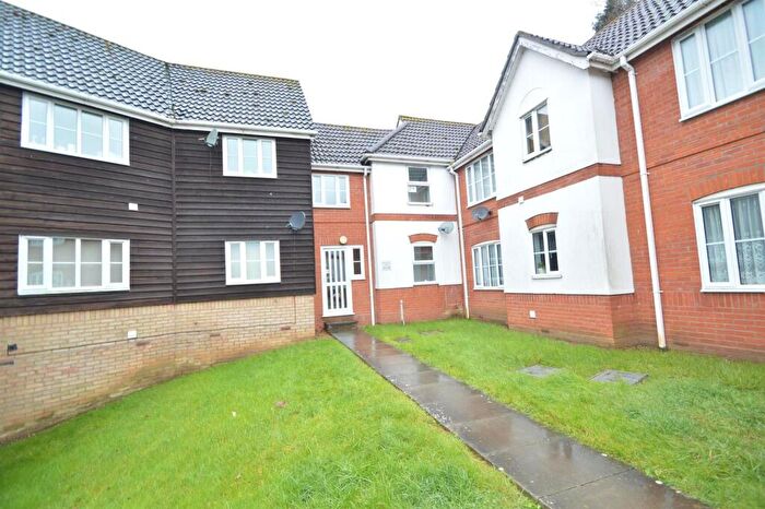 1 Bedroom Flat To Rent In Bewick Court, Sible Hedingham, CO9