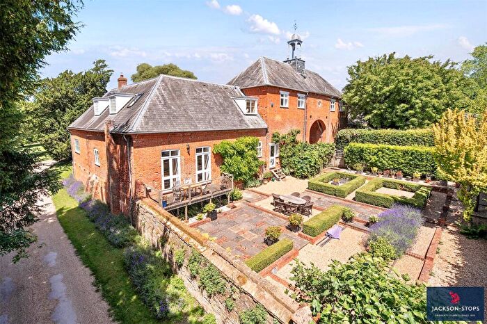 3 Bedroom Mews For Sale In Station Road, Dullingham, Newmarket, Cambridgeshire, CB8